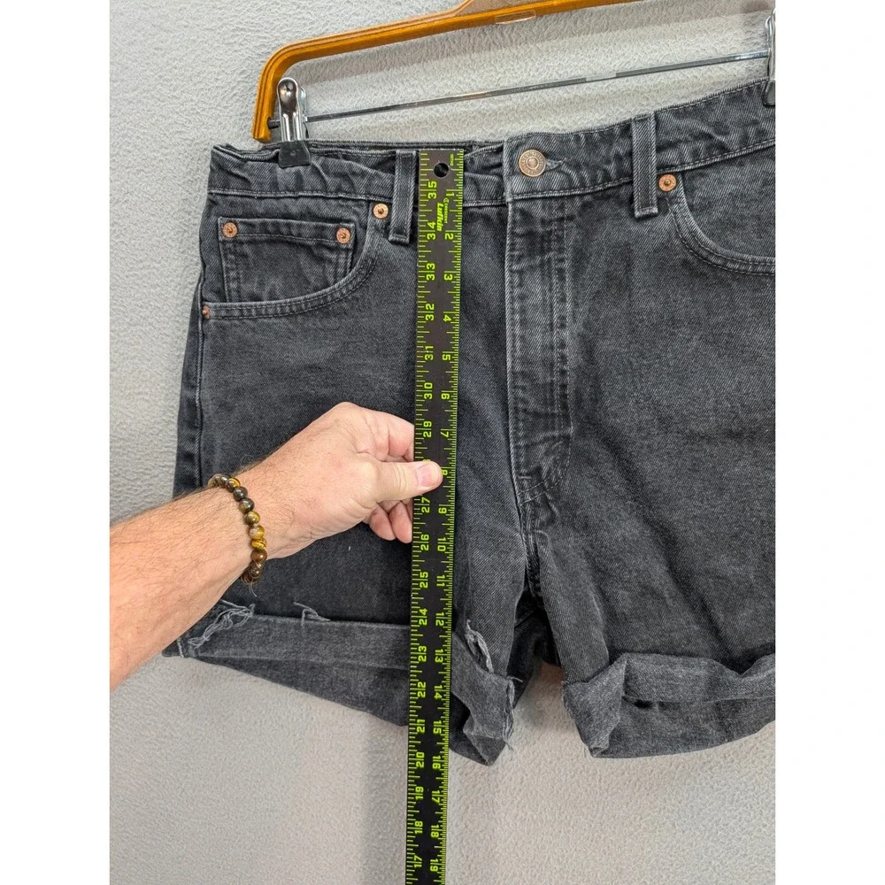 Vintage Levi's 550 Relaxed Fit Denim Cutoff Shorts Men's 36 Black Cotton Classic